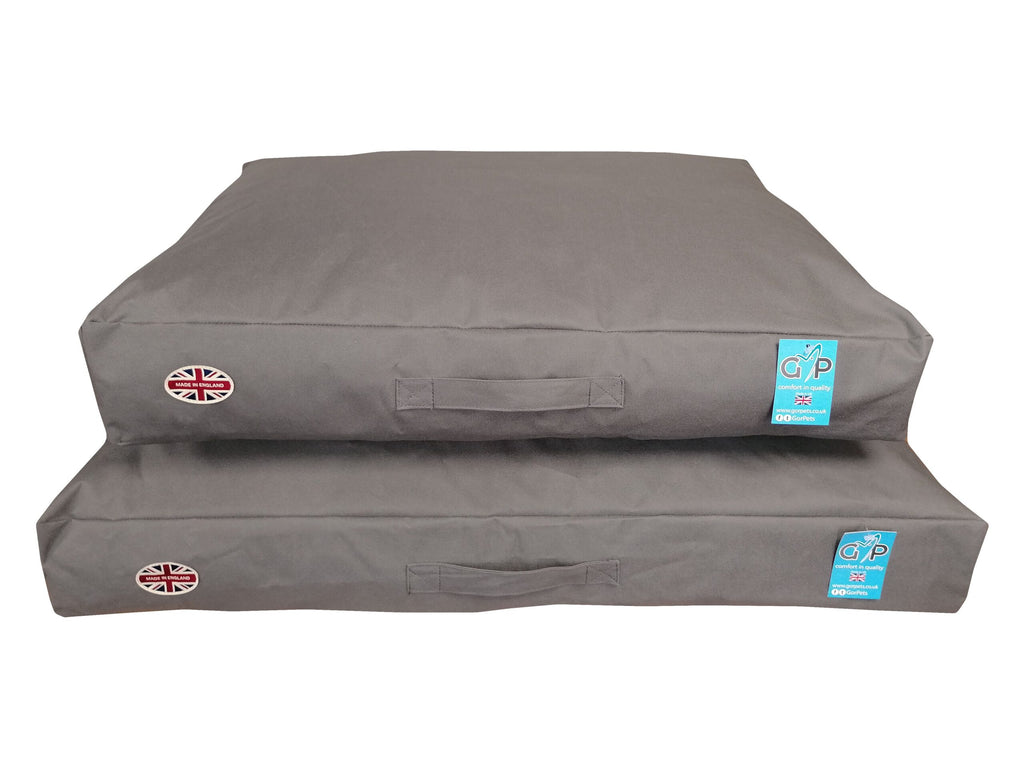 Gor Pets Outdoor Sleeper - Medium (56x81x13cm) - Grey
