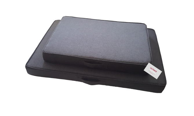 Gor Pets Ultima Memory Foam Sleeper - Medium (56x81x10cm) - Grey
